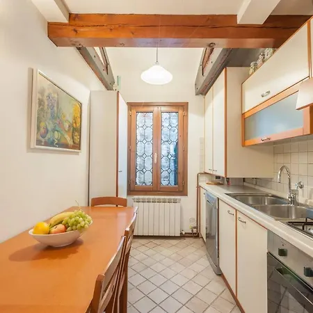 Lägenhet Ca' Delle Pizzocchere, A Perfect Spot In San Marco *